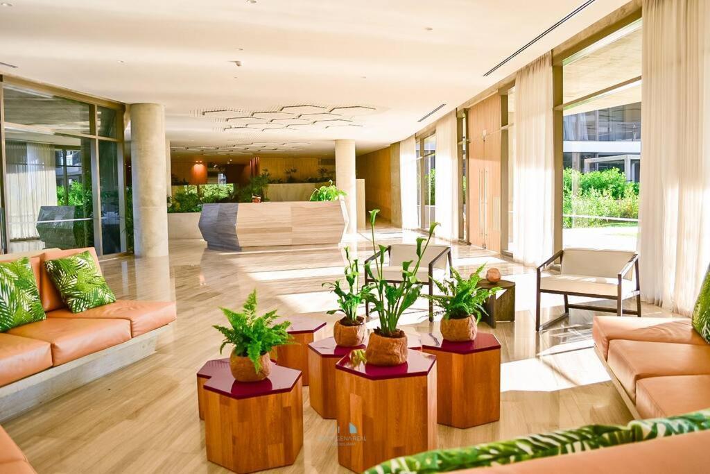Apartment Vista Al Mar Lateral Panoramic View,spectacular Building,pools, Morros Zoe Ultimo Piso *