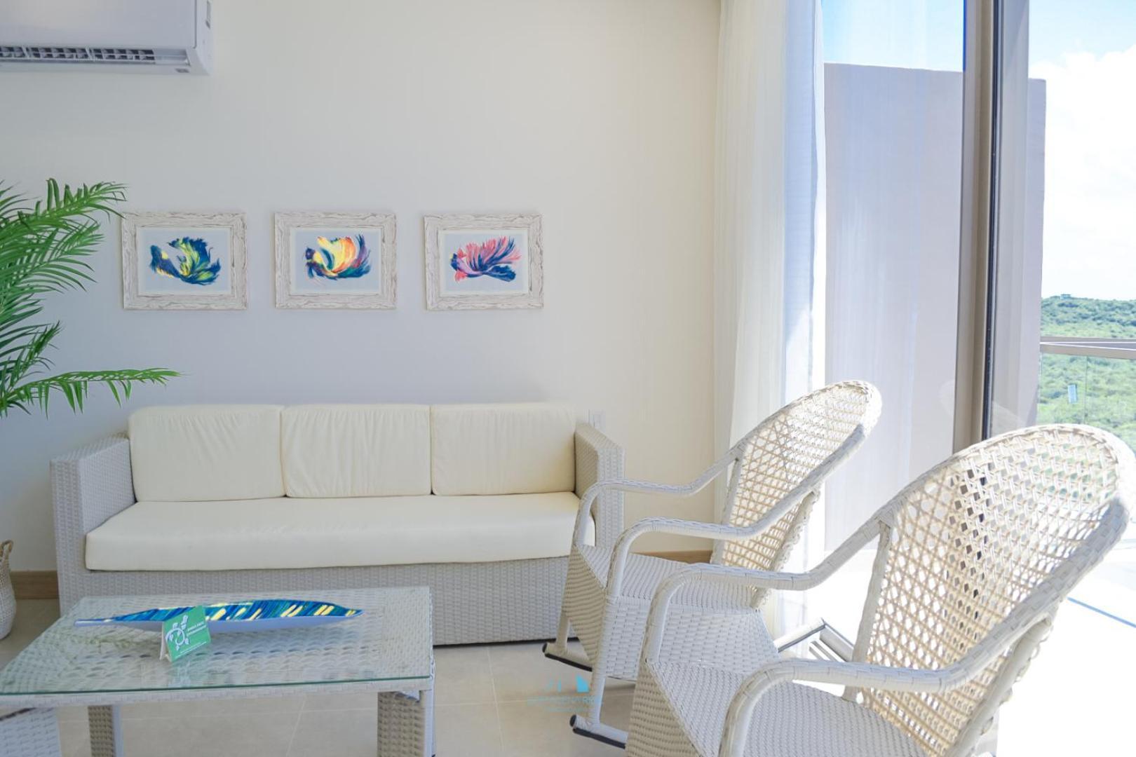 Apartment Vista Al Mar Lateral Panoramic View,spectacular Building,pools, Morros Zoe Ultimo Piso *